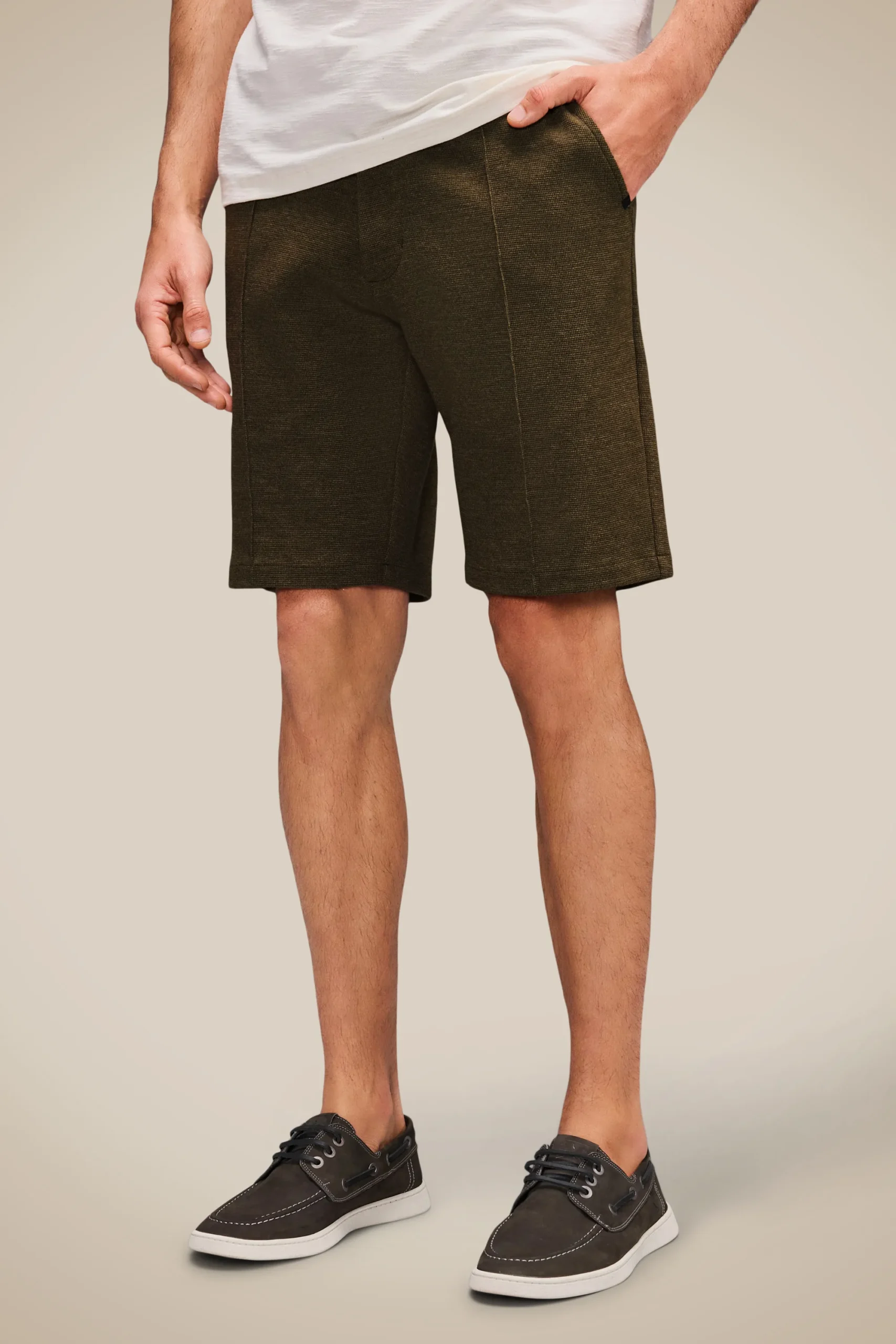 Bermuda Casual